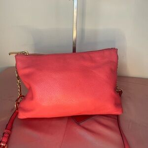 Authentic Michael Kors Purse  #062NC Michael Kors Jet Set Chain Item top-zip